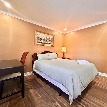 Upgraded Rooms With Bath 7-Min To Subway Near Downsview Rogers Stadium Toronto Exterior foto